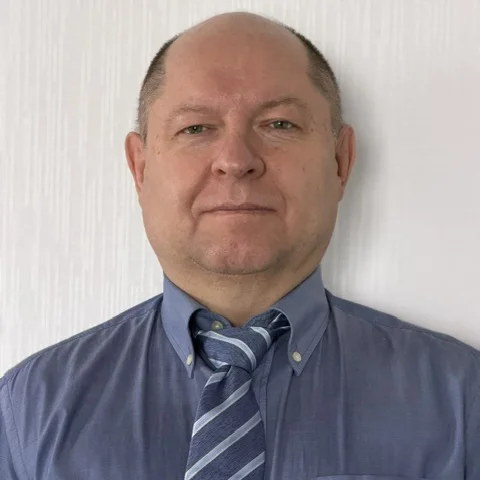 Дмитрий Перов